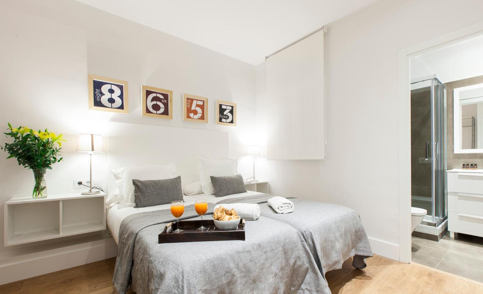 Aspasios Urquinaona Apartment
