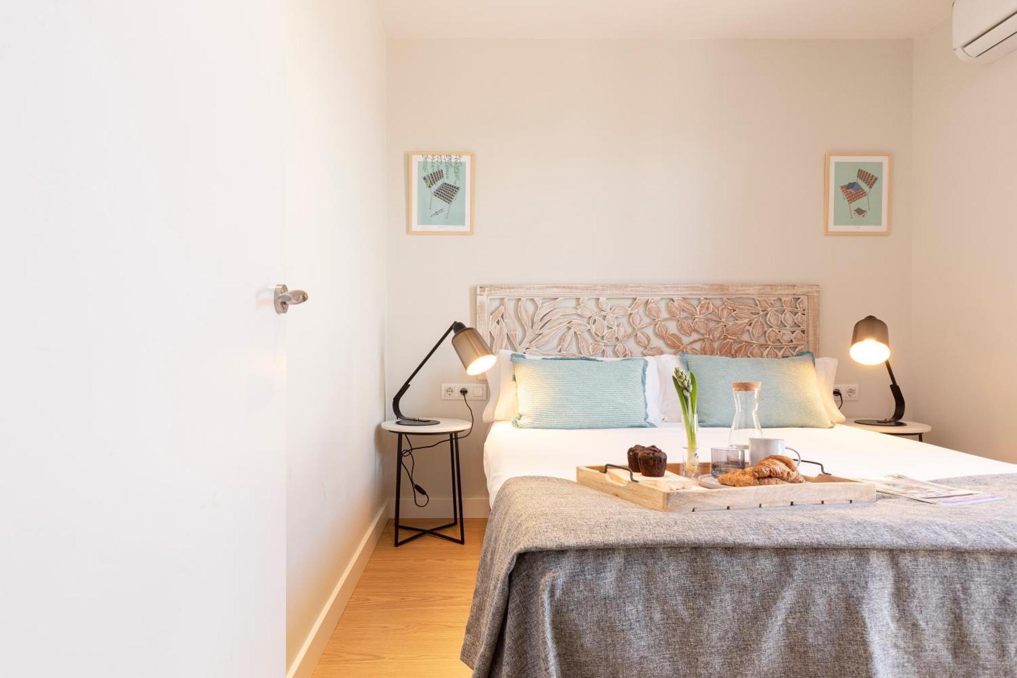 Aspasios Urquinaona Apartment
