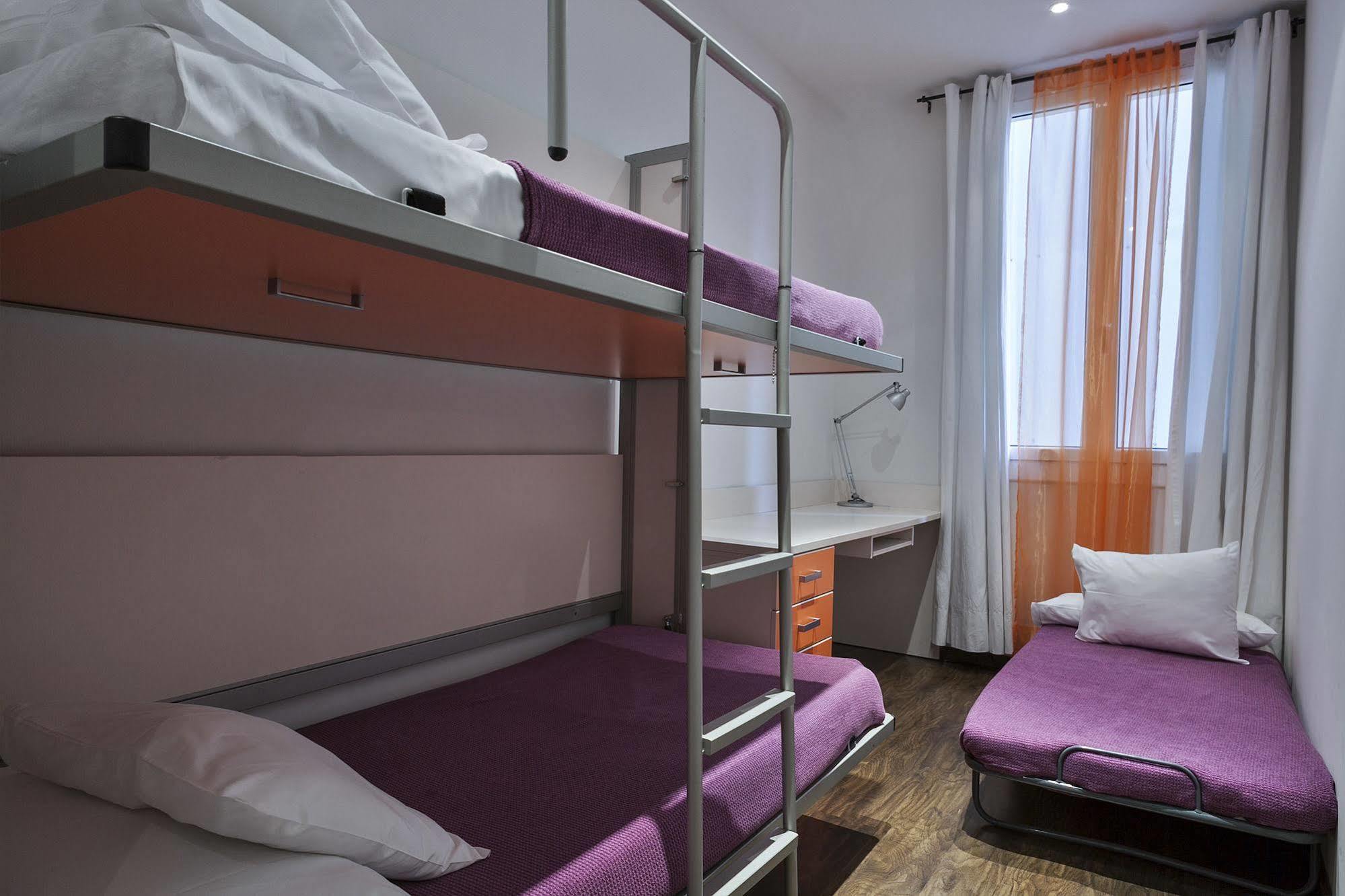Aspasios Urquinaona Apartment